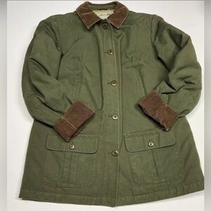 Vintage LL Bean Women Small Chore Barn Coat Jacket Green Collared Quilt Lined